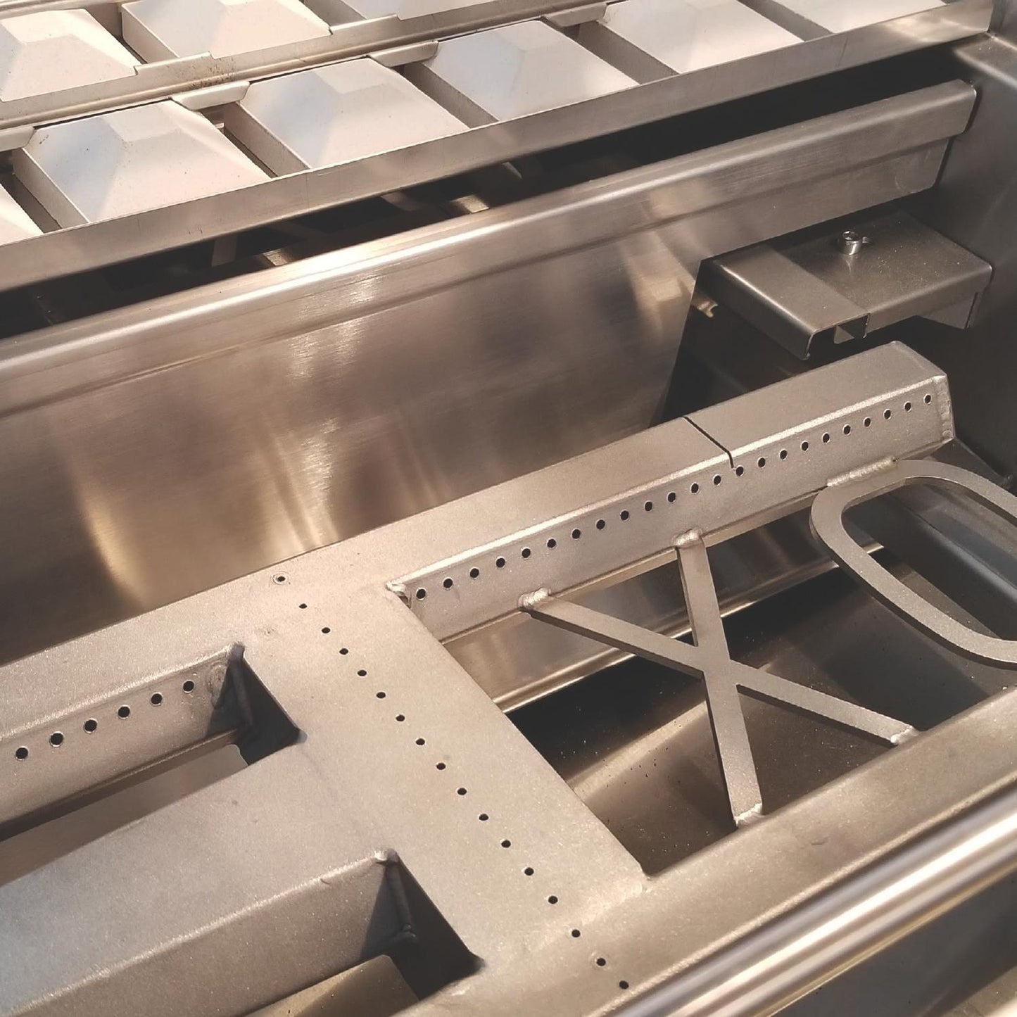XO APPLIANCE XOGRILL36L 36" Grill 3 Burner with Rotiss Burner LP in Stainless Steel - XOGRILL36L