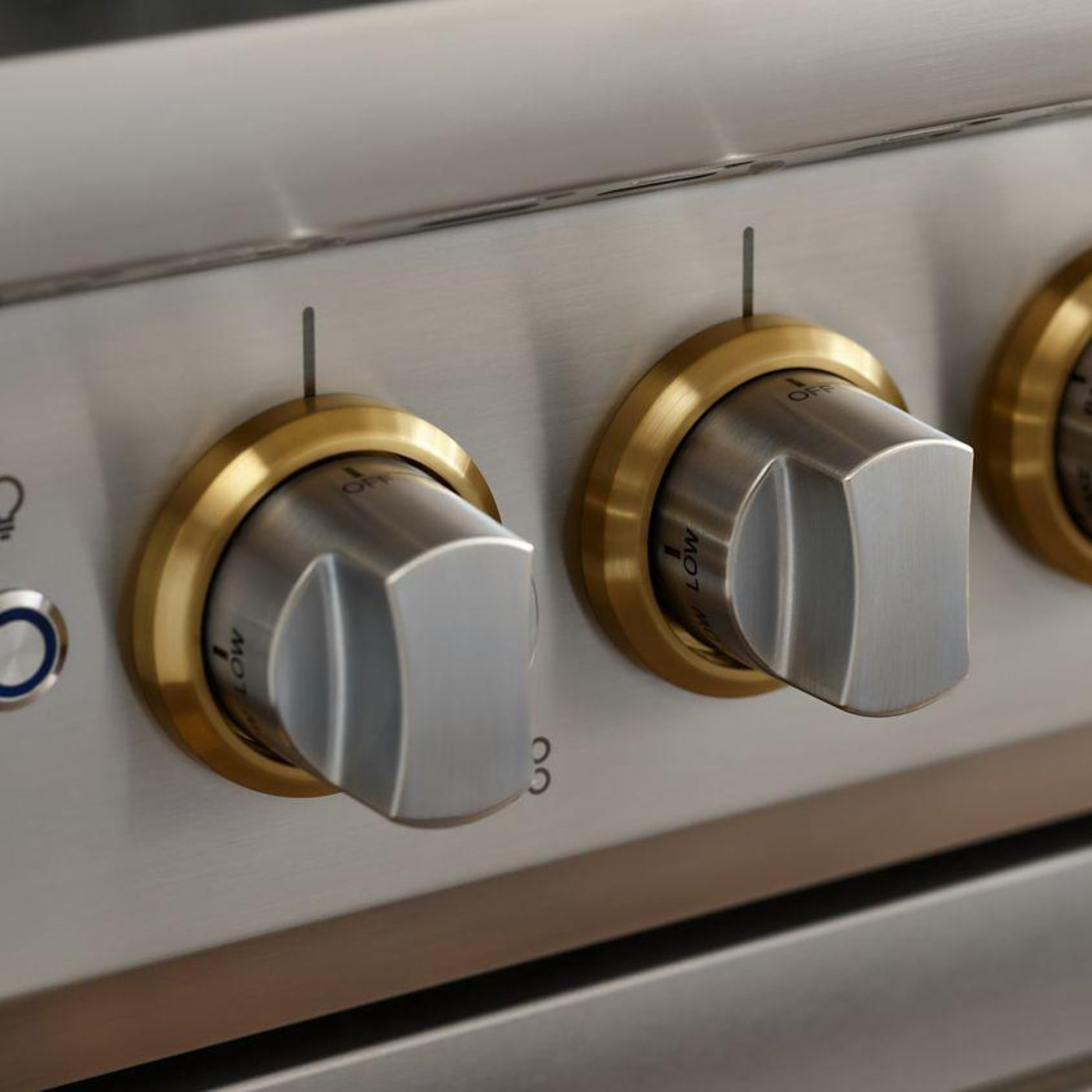 VIKING 48" Induction Range - VIR5483 Viking 5 Series Black - VIR54836BCS