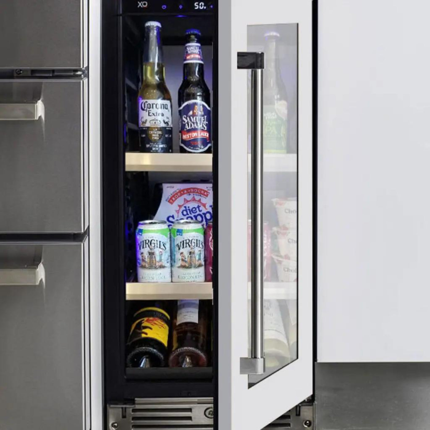 XO APPLIANCE XOU15BCGOR 15" Beverage Center, Panel Ready Glass, Right Hinge Custom Panel Ready - XOU15BCGOR