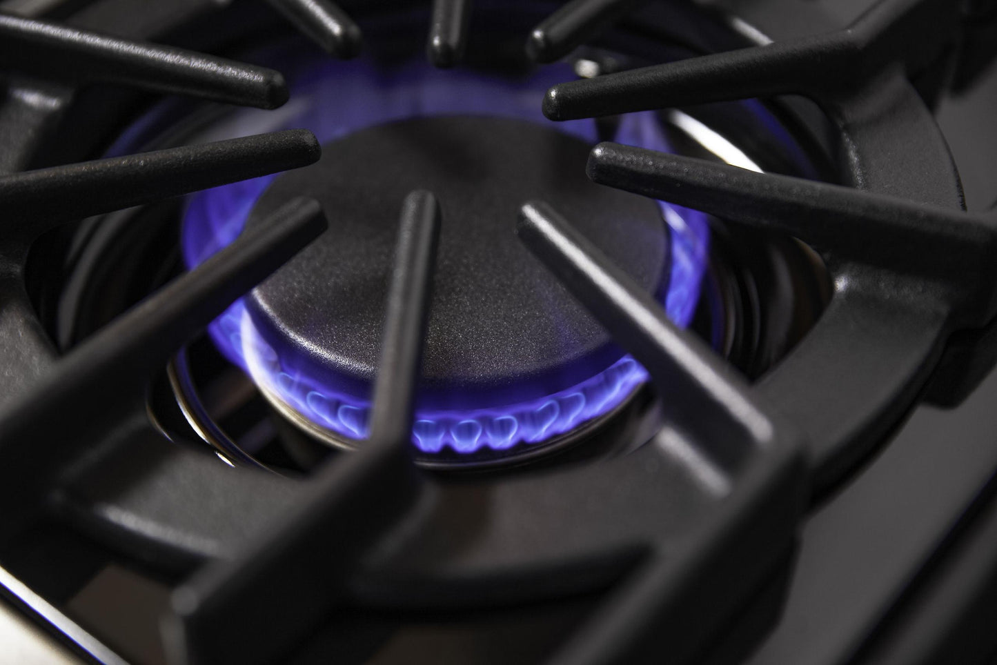 VIKING 36" Open Burner Gas Range Viking 5 Series Black - VGIC53626BCSLP