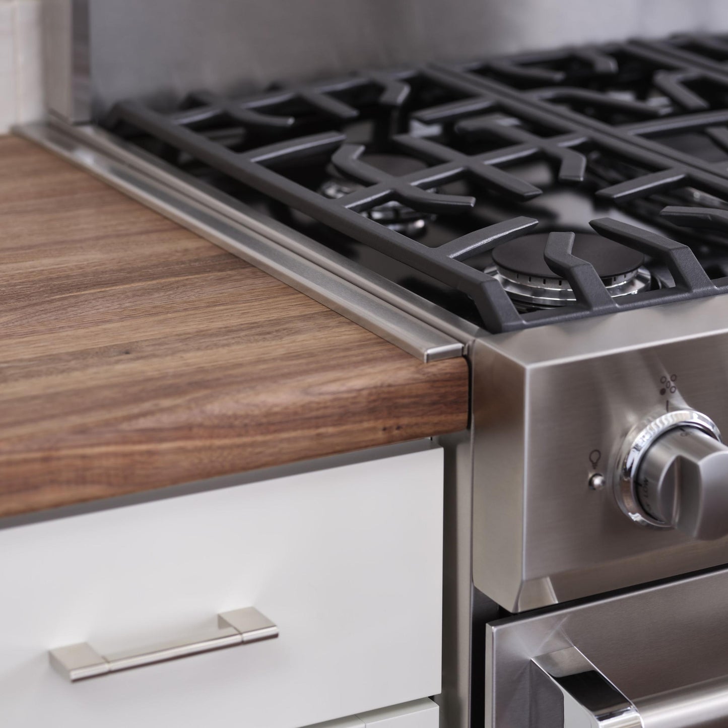 VIKING 30" Self-Cleaning Dual Fuel Range Viking 3 Series Green - RVDR33025BIV